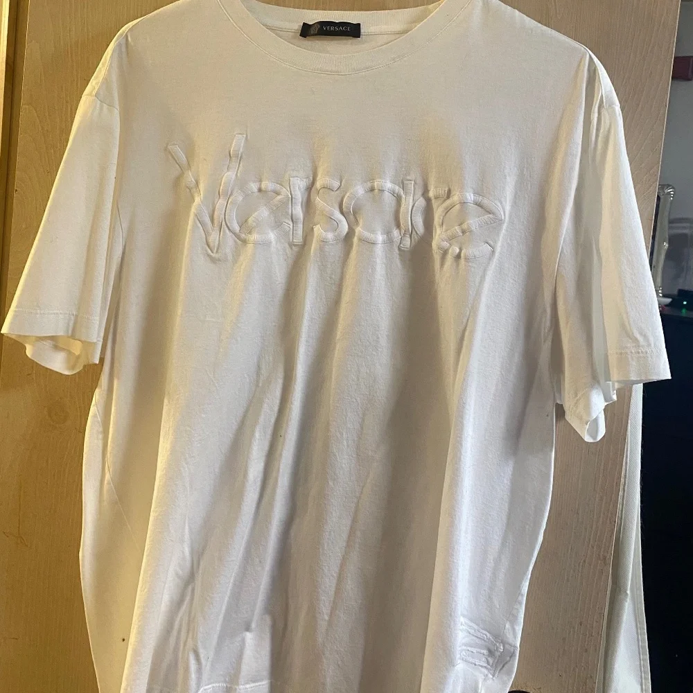 Selling - Picture 1 of 1